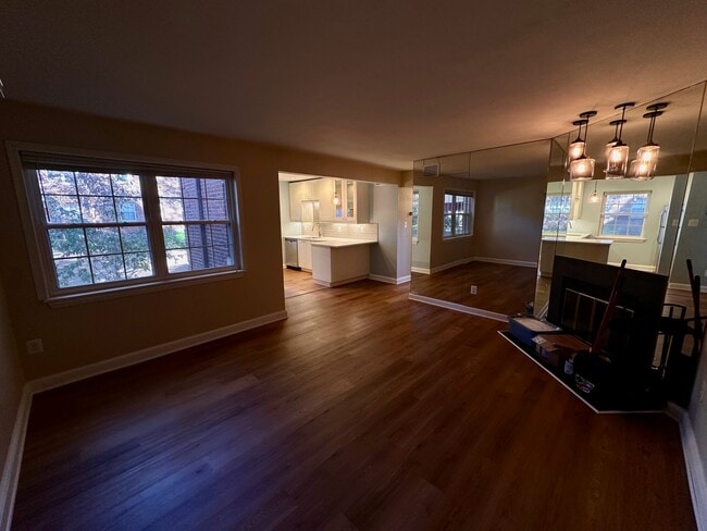 2100 N Scott St unit 101, Arlington, VA 22209 - photo 7