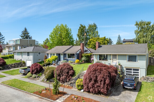 Older homes built in the 1950s and 1960s can be found throughout the Genesee neighborhood.