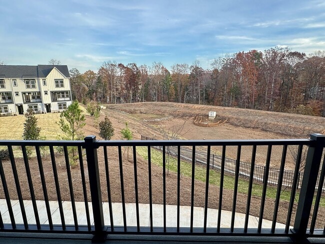 238 Ferebee Place unit 74, Charlotte, NC 28213 - photo 3