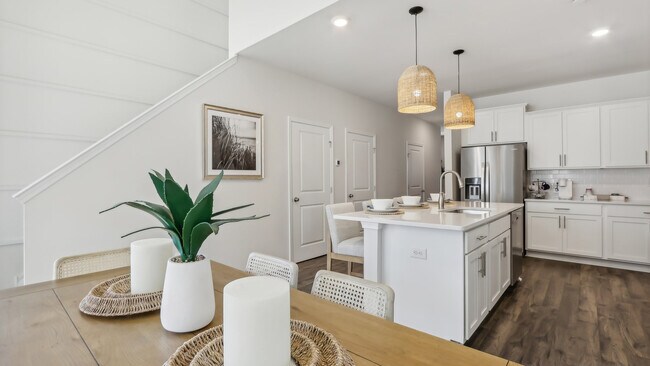 26 Victoria Gardens Square, Neptune Township, NJ 07753 - photo 5