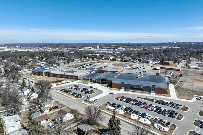 Detroit Lakes High School serves kids in grades 9 through 12.