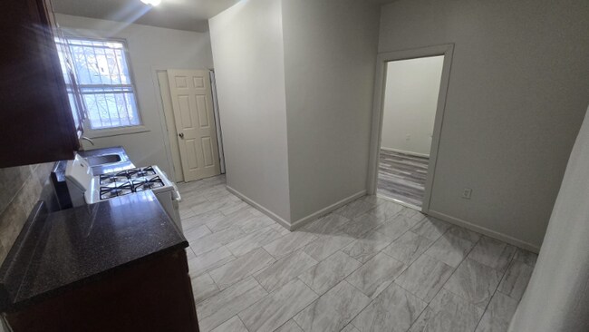 157 S 10th St unit 1, Newark, NJ 07107 - photo 5