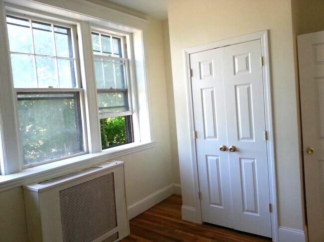 2001 Commonwealth Ave unit 5, Boston, MA 02135 - photo 6