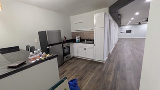 4854 W Addison St Unit 3, Chicago, IL 60641