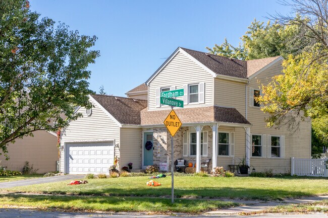 Large traditional homes can be found throughout University Heights.
