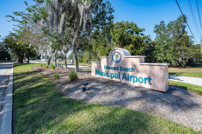 The Ormond Municipal Airport sits on over 1000 acres and offers pilots six lighted taxiways in Bear Creek.