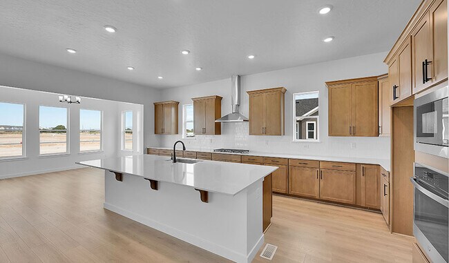 1064 S 3170 E, Spanish Fork, UT 84660 - photo 4