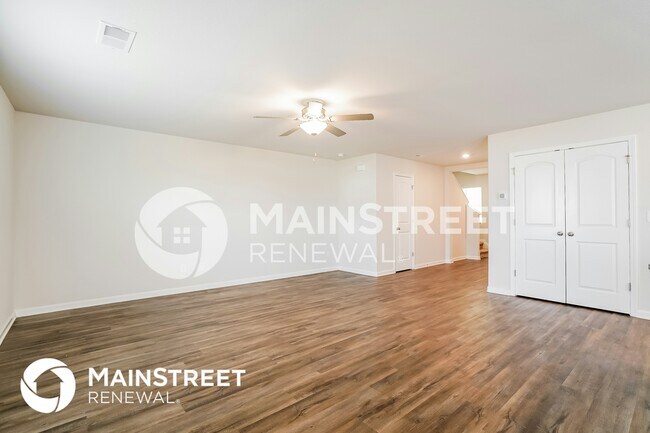 545 Flannel Way, Zebulon, NC 27597 - photo 5