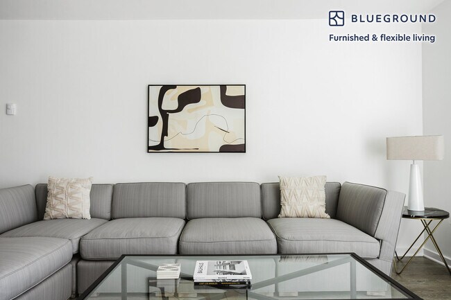 5805 W 8th St unit FL2-ID1229, Los Angeles, CA 90036 - photo 2