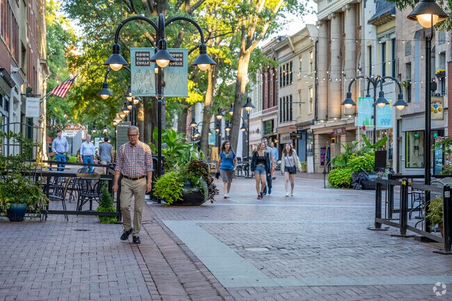 Twin Lakes residents can travel about 30 minutes south to Charlottesville for nightlife.