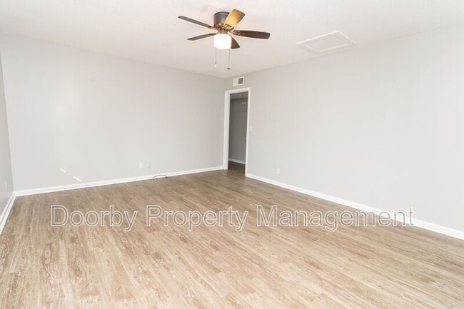 3600 Oakland Terrace, Chattanooga, TN 37415 - photo 3