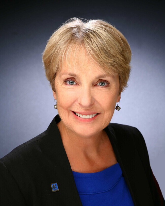 DOT BOSWORTH