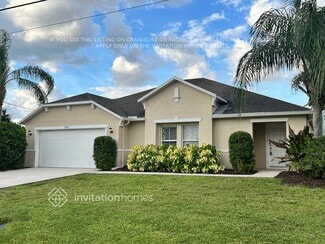 391 SW Millard Dr, Port Saint Lucie, FL 34953