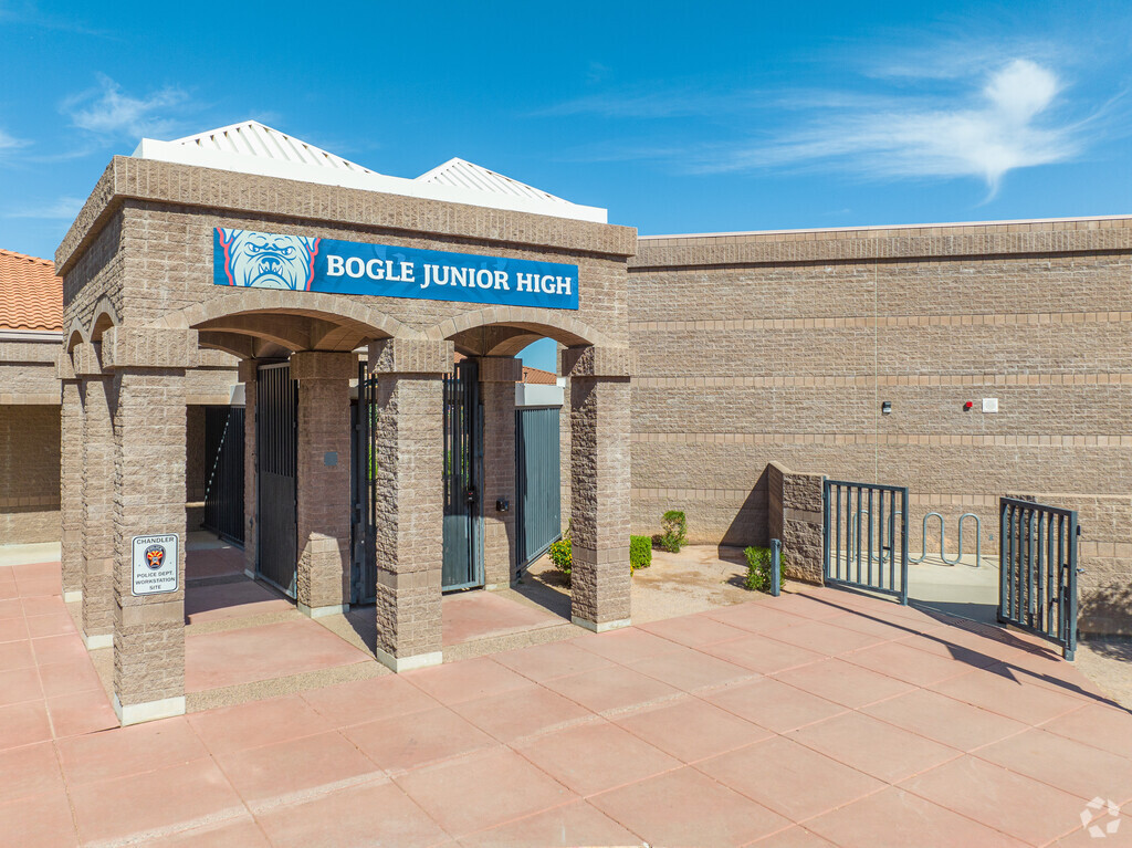 Bogle Junior High School, Chandler AZ Rankings & Reviews - Homes.com