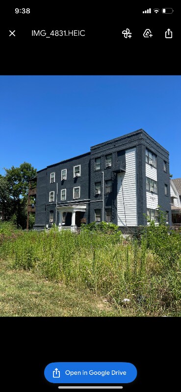 2714 Olive St unit 1W, Kansas City, MO 64109 - photo 2