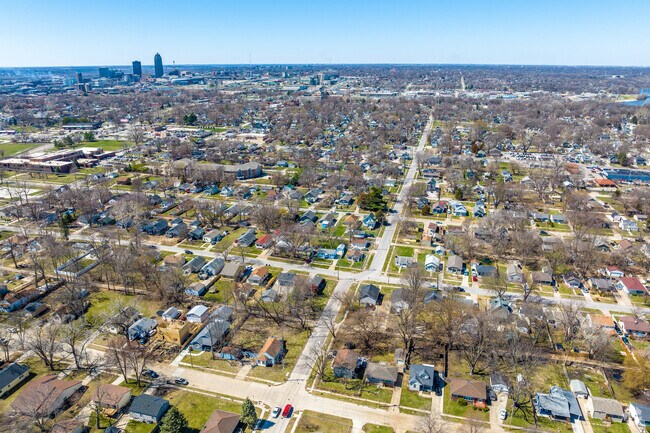 The Martin Luther King Jr Park neighborhood is located just minutes from downtown Des Moines.