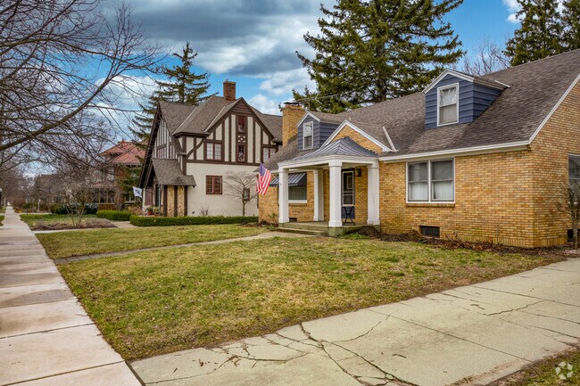 Holland's Historic District has a wide variety of architectural styles.