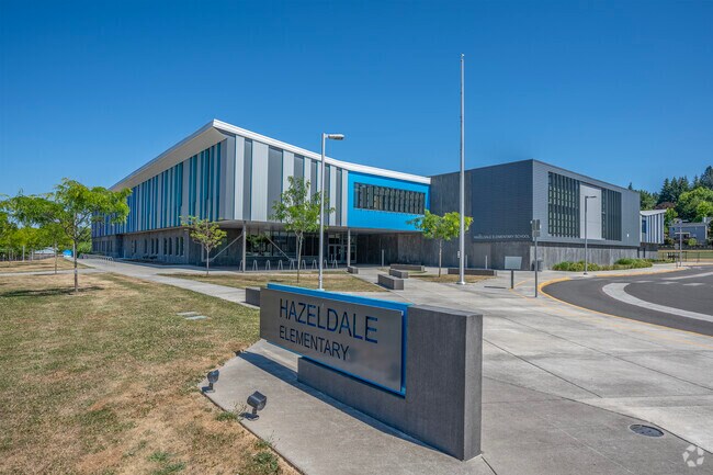 A view of the main drive of Hazeldale Elementary School in Beaverton, Oregon.