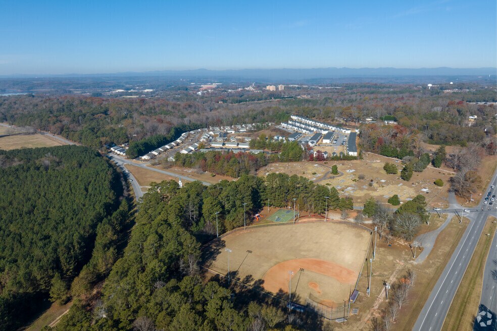 Clemson_1009890_MB_081925