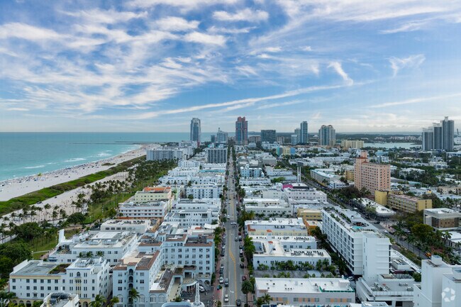 You can take Collins Avenue in Lummus Park directly down to South Pointe.