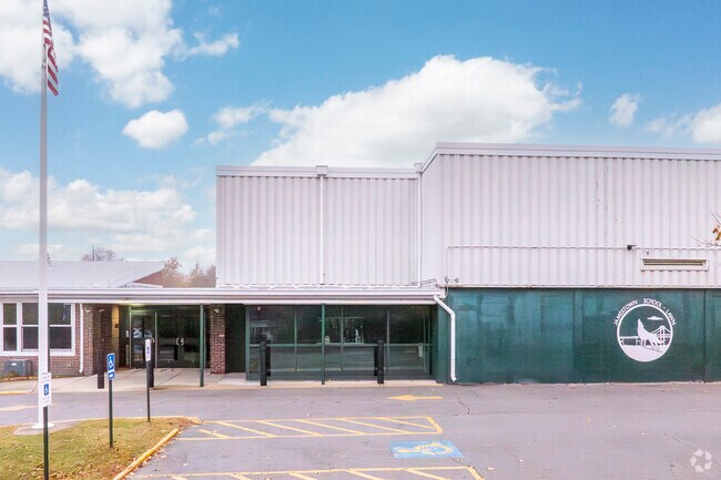 Jamestown Lawn School has 193 students in grades 5-8 with a student-teacher ratio of 10 to 1.