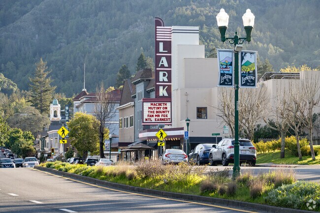 South Magnolia residents head to downtown Larkspur for shopping, dining and the Lark Theatre.