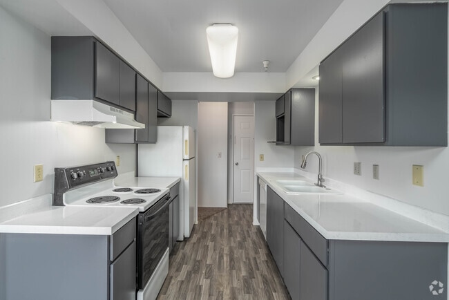 Aspen Heights, Wenatchee, WA 98801 - photo 2