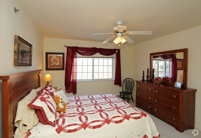 Southbrook Manor, Manitowoc, WI 54220 - photo 5