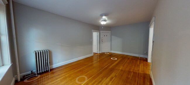 3 Gray Gardens W unit 1, Cambridge, MA 02138 - photo 3