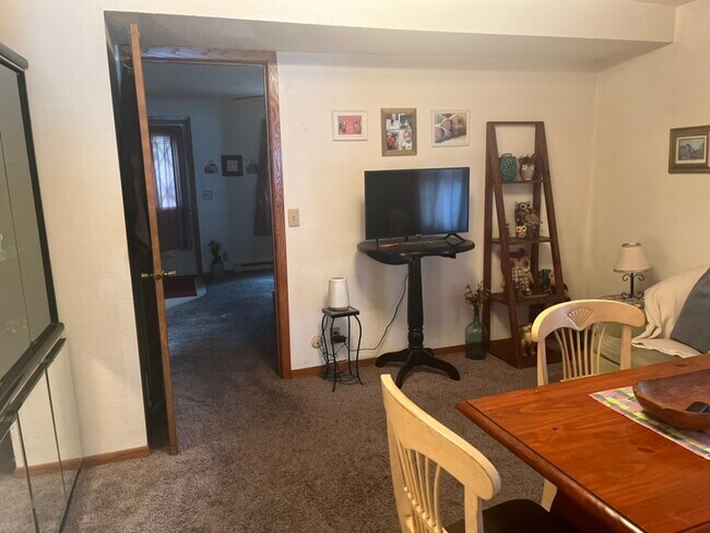 2284 Jackson St unit 2284, Dubuque, IA 52001 - photo 7