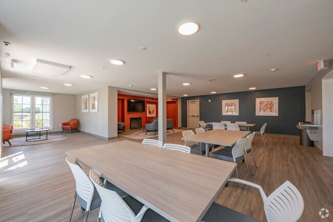 Shoreline Grove - Community Room