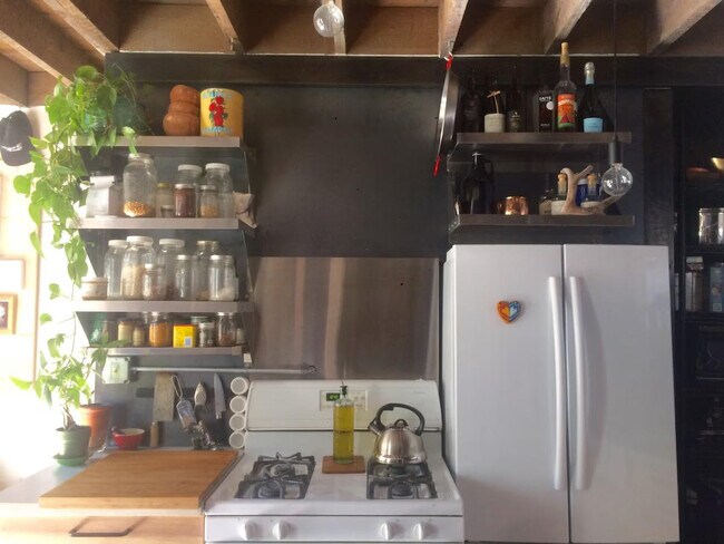 2900 Champa St unit ID1352699P, Denver, CO 80205 - photo 6