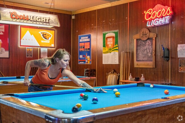 Challenge friends to a game of pool at The Old Hich’en Post.