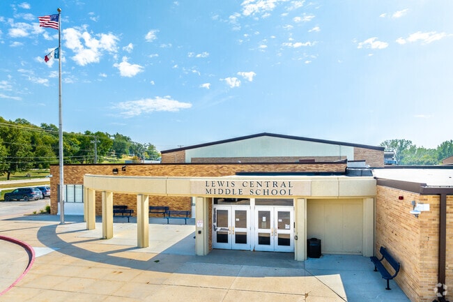 Lewis Central Middle School is a public school in Council Bluffs, IA.