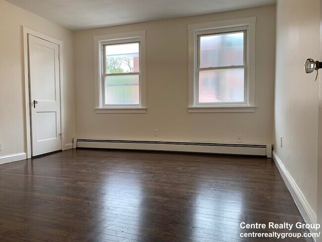 355 Market St unit 1, Brighton, MA 02135 - photo 4