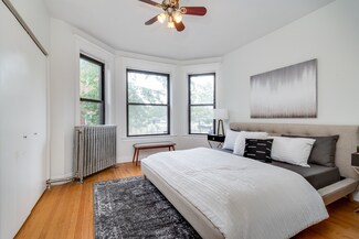 6102 S Ingleside Ave Unit 1, Chicago, IL 60637