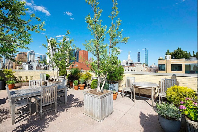 Kensington House unit 208, New York, NY 10011 - photo 6