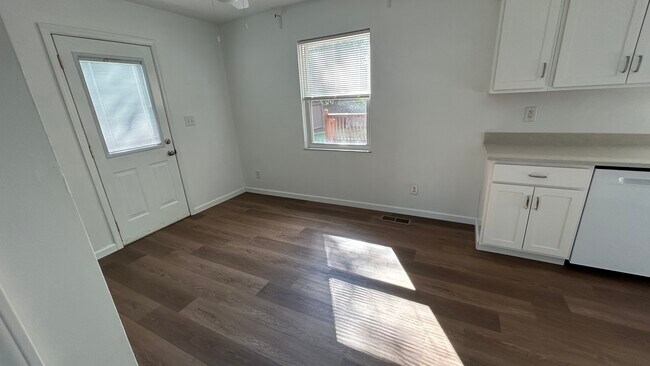 4765 Drayton Rd, Hilliard, OH 43026 - photo 6