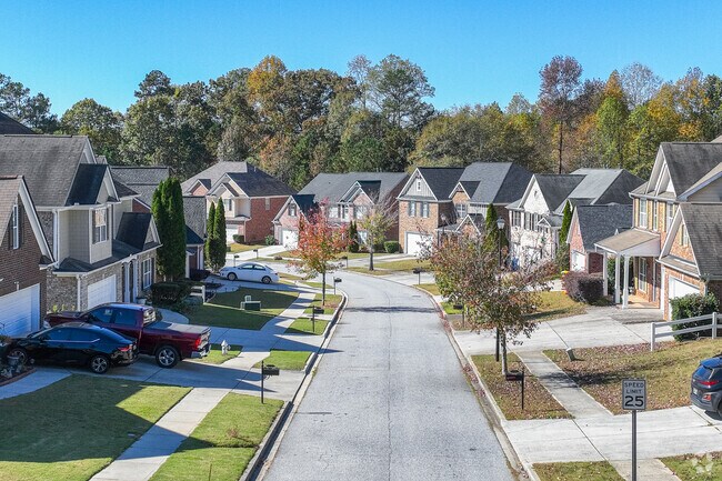 Rows of well established homes in mature neighborhoods line the streets of Grayson.