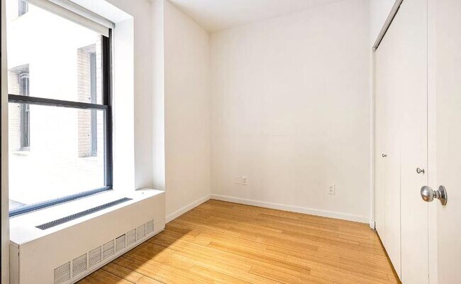 Millennium Tower Residences unit 1407, New York, NY 10004 - photo 3