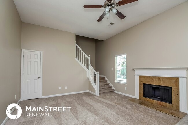 6129 Pomerania Trail, Stone Mountain, GA 30087 - photo 3