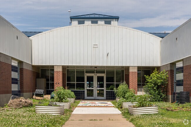 J.O. Kelly Middle School offers a gifted program for students.