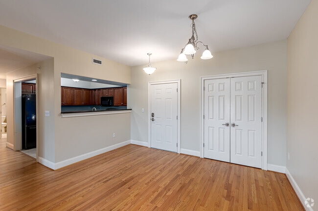 2BR, 1BA - Dining Room