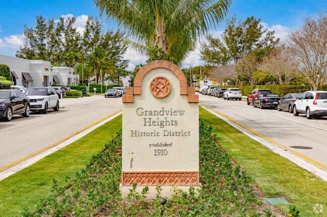 Welcome to Grandview Heights a neighborhood in West Palm Beach, FL.