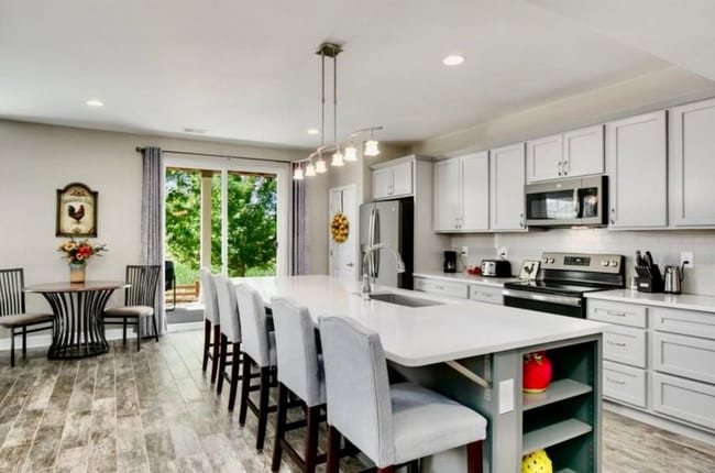 21952 E Layton Dr, Aurora, CO 80015 - photo 6