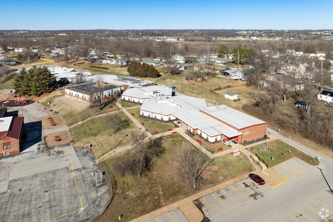 Fox Elementary School in Arnold, MO aligns with Missouri state standards.