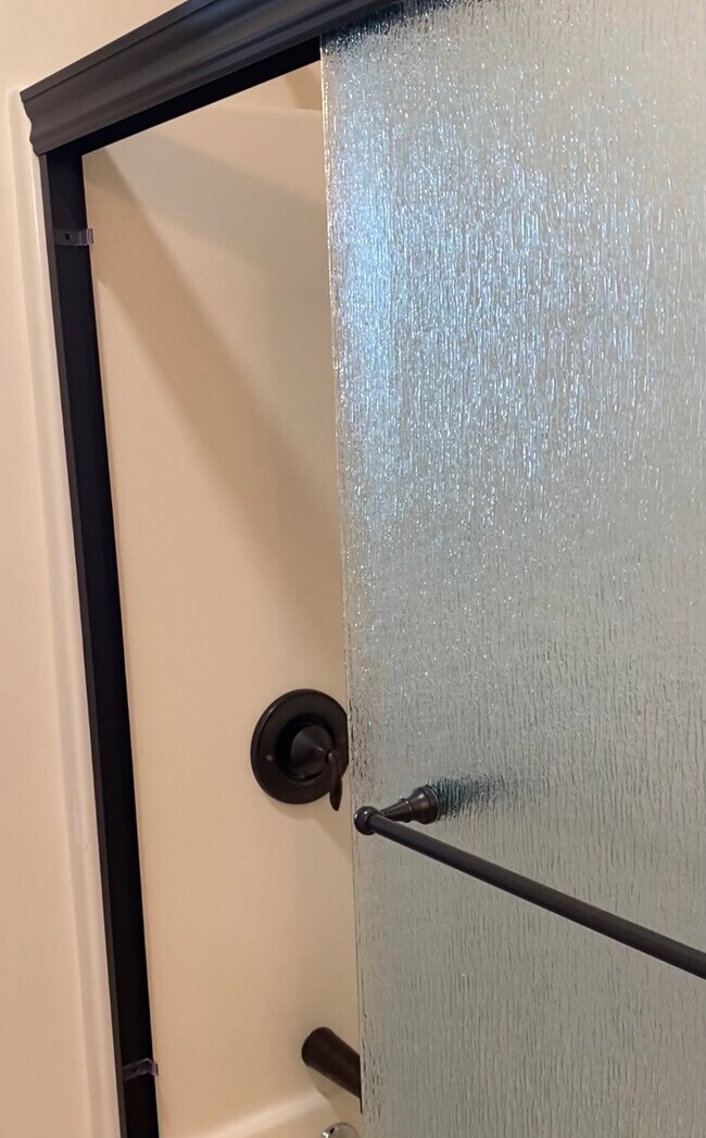 105 Wapak St unit Suite 2, Wapakoneta, OH 45895 - photo 4