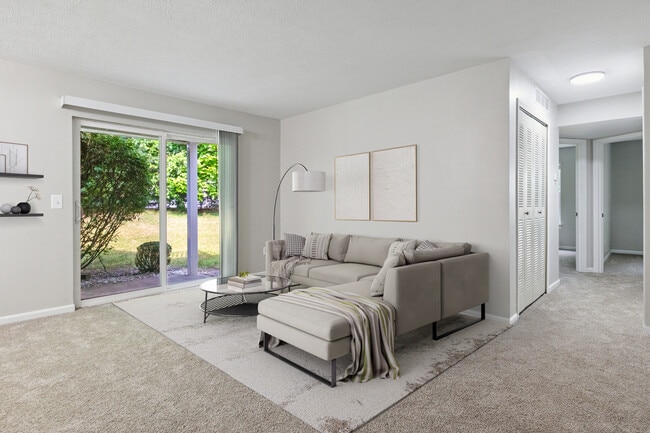 Hunter's Pond Apartments, Elkhart, IN 46514 - photo 3