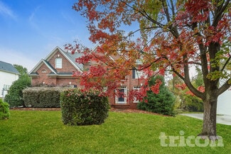 2421 Arden Gate Ln, Charlotte, NC 28262