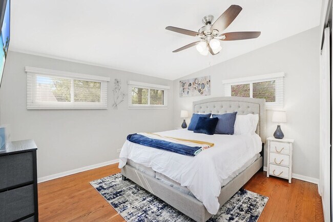 238 Carter Ct unit ID1285056P, Northbrook, IL 60062 - photo 4